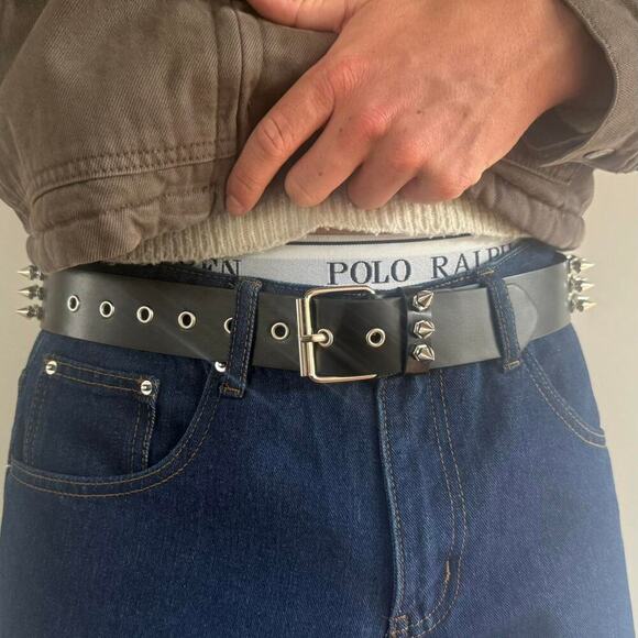 Y2K Black Leather Punk Belt with Silver Studs - Picture 8 of 8